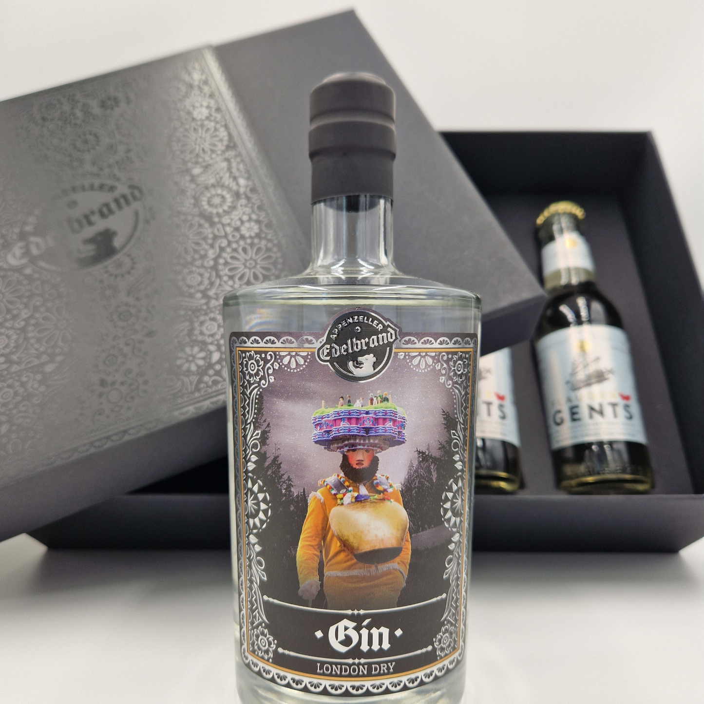 
                  
                    Gin (London Dry) 50cl - Geschenkbox
                  
                