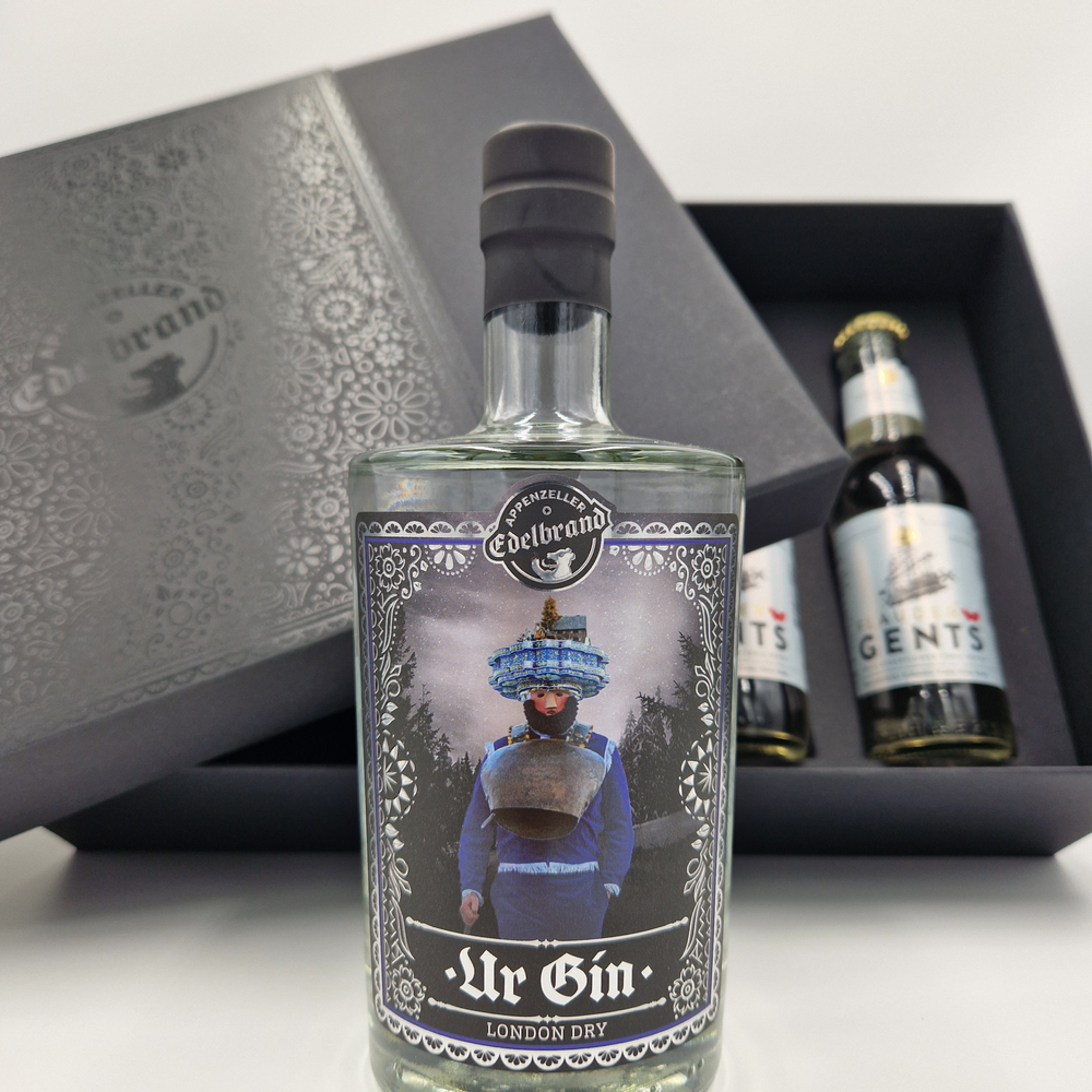 
                  
                    Ur Gin (London Dry) 50cl - Geschenkbox
                  
                